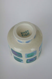 cup of mugs